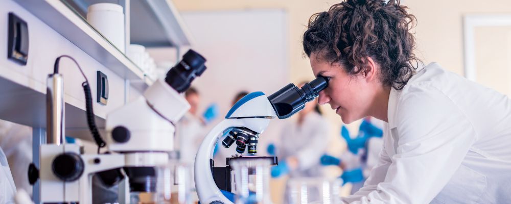 FP en Laboratorio Clínico y Biomédico